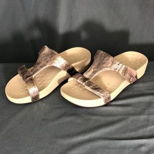 Vionic Podiatrist Design Ladies Platform Sandals